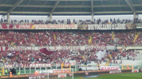 Striscione per Genova