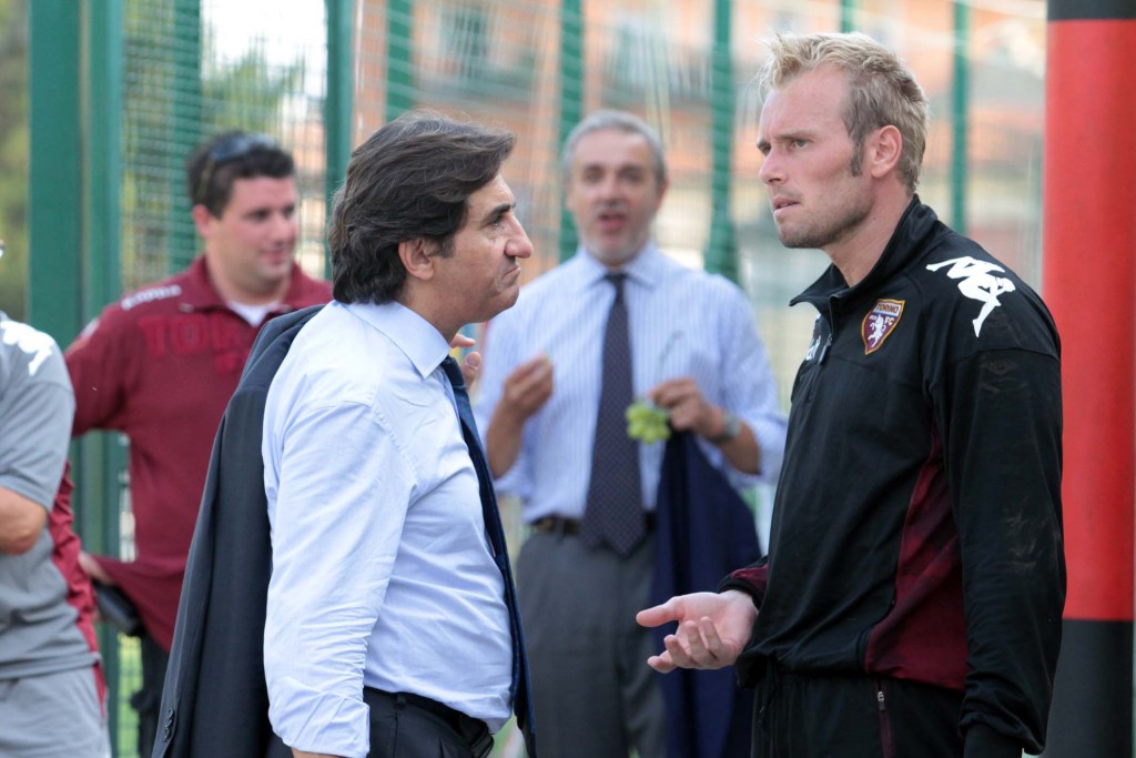 TORINO FC stagione calcistica Serie A 2012/2013 nella foto TORINO FC stagione calcistica Serie B 2010/2011 nella foto il presidente Urbano Cairo
