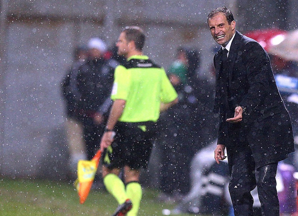 Massimiliano Allegri dovrebbe giocarsi la carta 3-5-2 nel derby Juventus-Torino