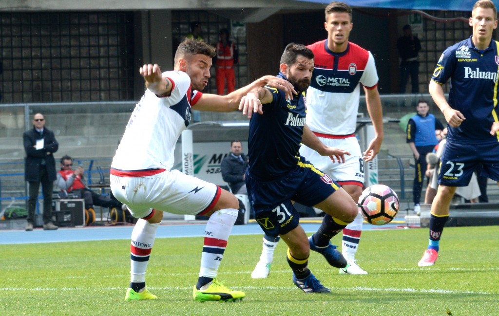 AC ChievoVerona v FC Crotone - Serie A