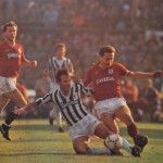 Serie_A_1984-85_-_Juventus_vs_Torino_-_Dossena,_Cabrini_e_Zaccarelli