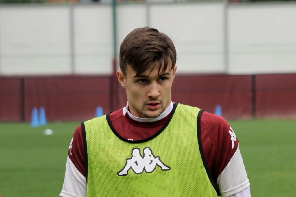 Allenamento, Damascan