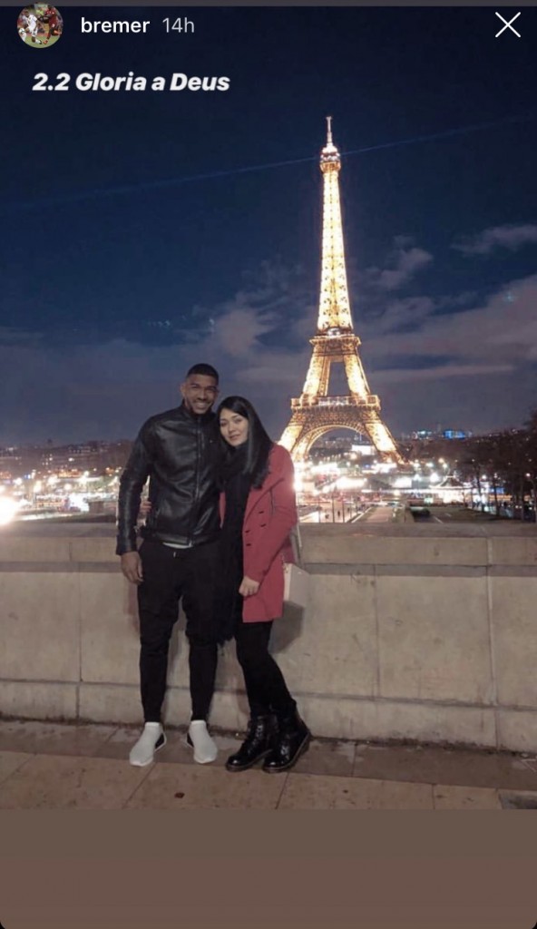 FB469B68-2B60-4637-9566-023DD819472E