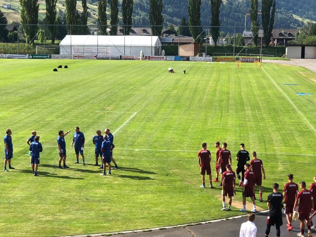 9b2743e8-1dbb-49ac-92c4-739c046be5ff