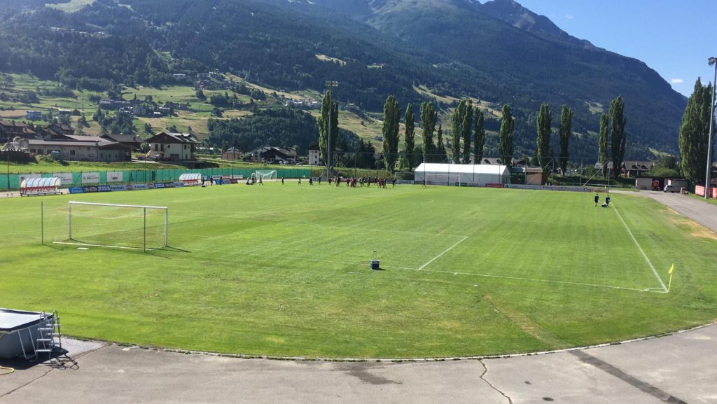 f1b0439c-3243-49f8-a884-1c9eadc72acf