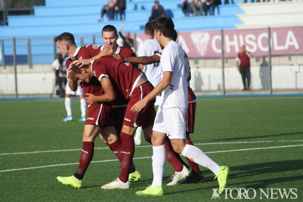 Sandri e Lucca esulano dopo il gol
