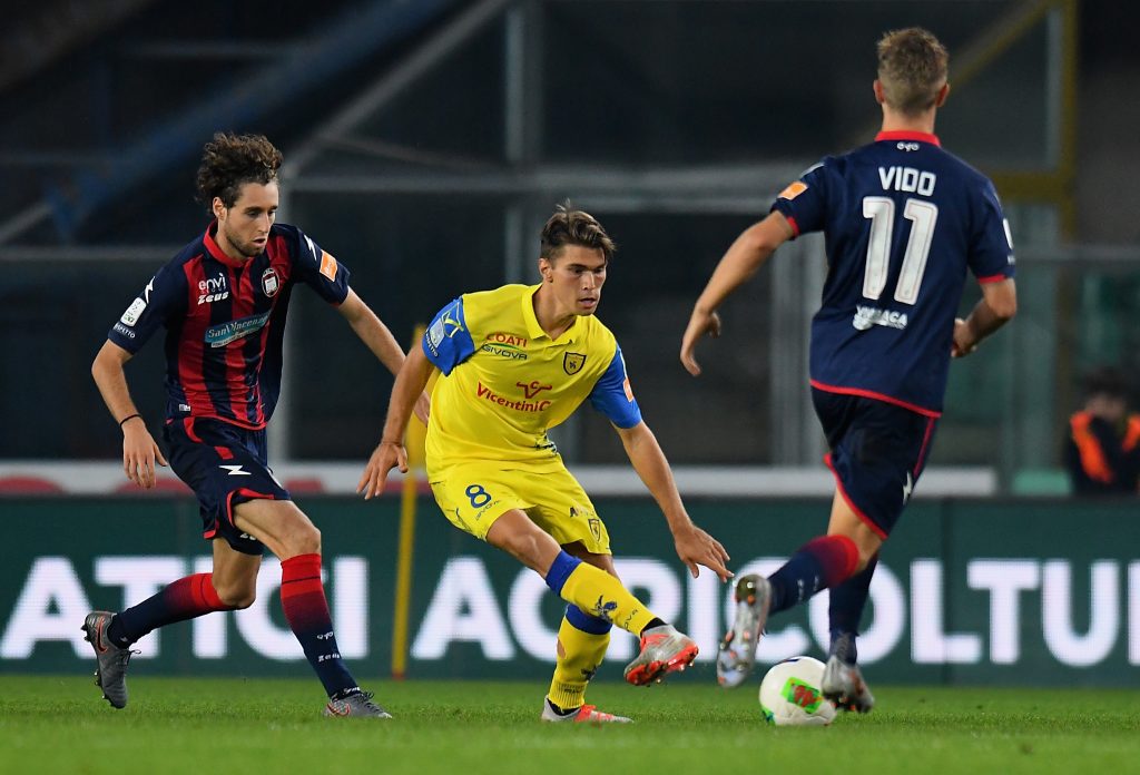 AC Chievo Verona v FC Crotone - Serie B