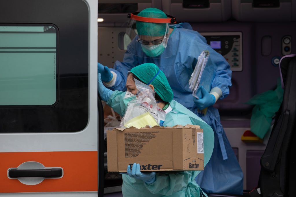 US Charity Builds Field Hospital In Cremona To Assist With Coronavirus Treatment