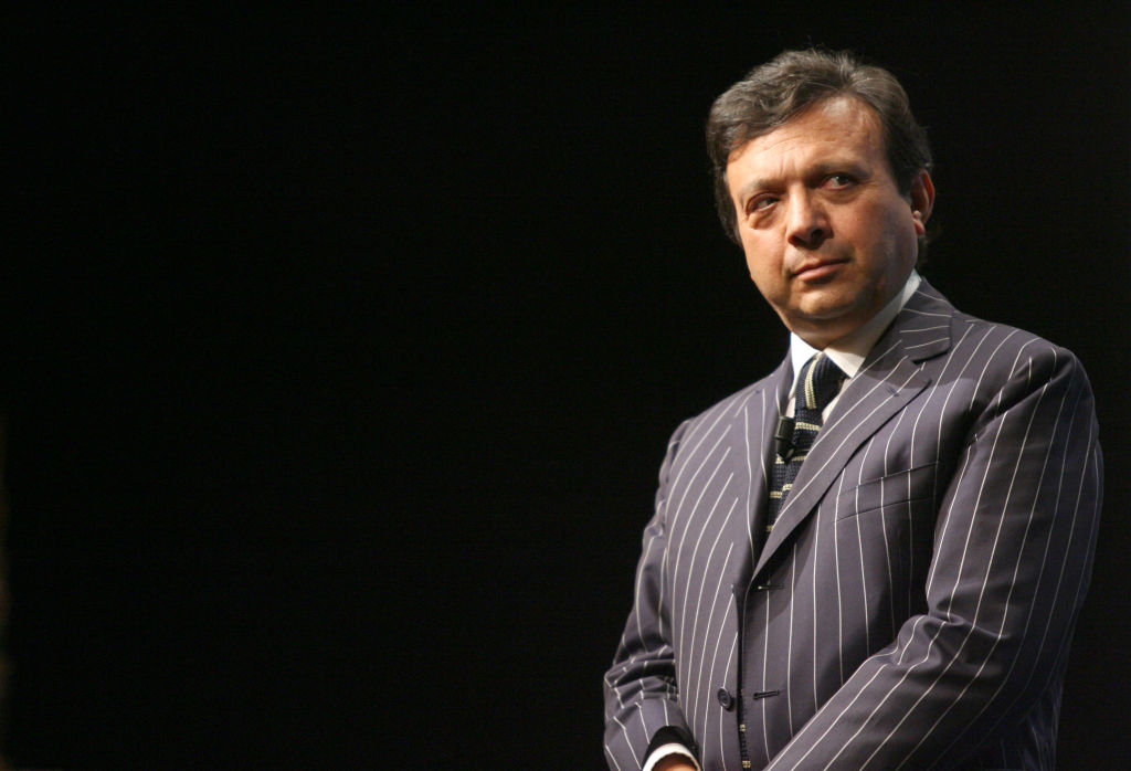 Lo sfottò di Chiambretti: “Cairo ha venduto anche Mentana alla Fiorentina”