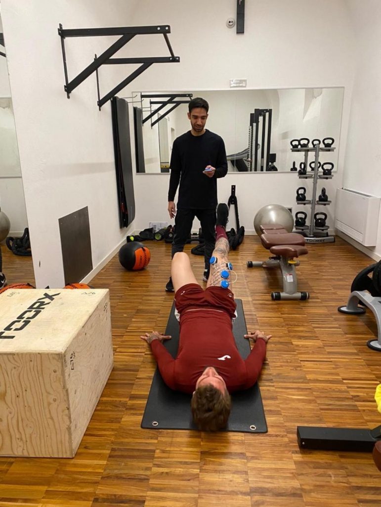 lyanco e il fisioterapista amil henrique lopes