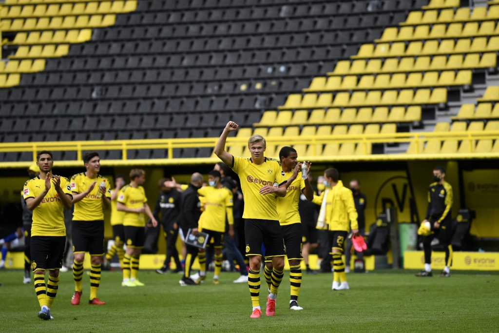 Borussia Dortmund v FC Schalke 04 - Bundesliga