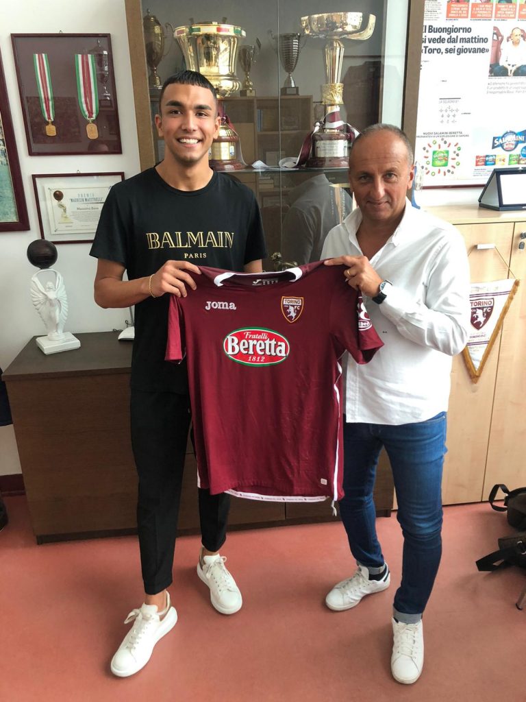 2322f0da-1289-4aaa-9ef9-c24af308e770