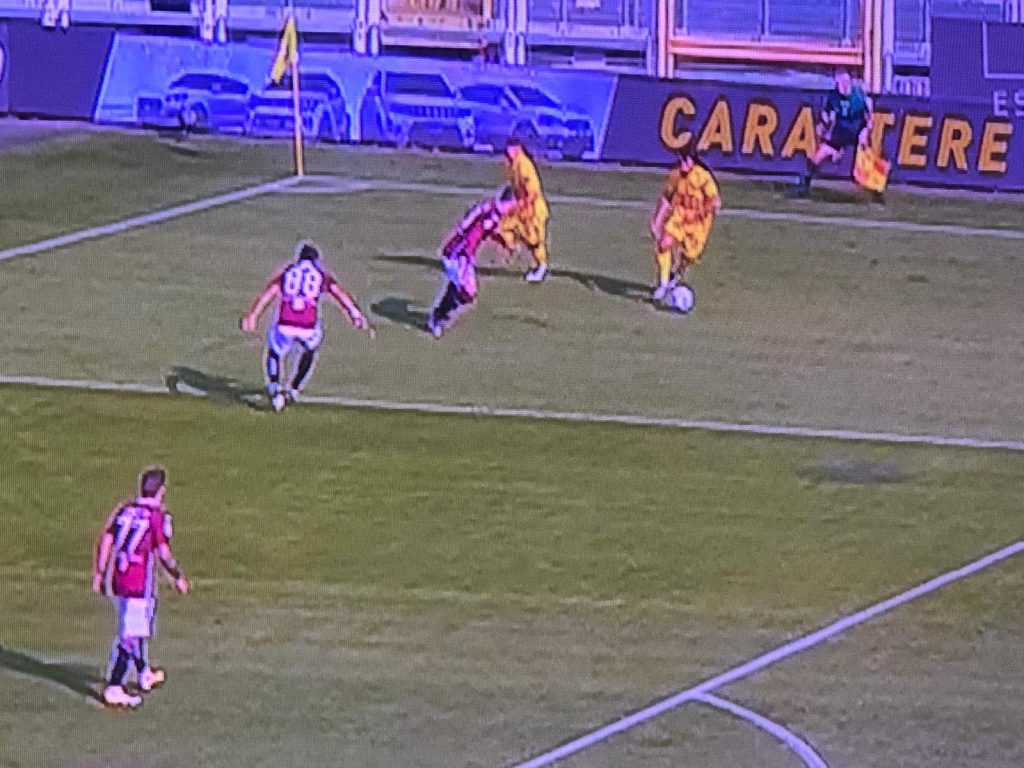 8c20767b-eb90-4594-93a7-8b63df633003