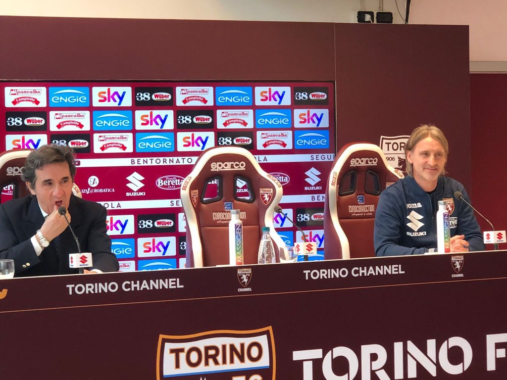 8d04ca69-9b8f-4dd5-8bd5-7228e03b267b