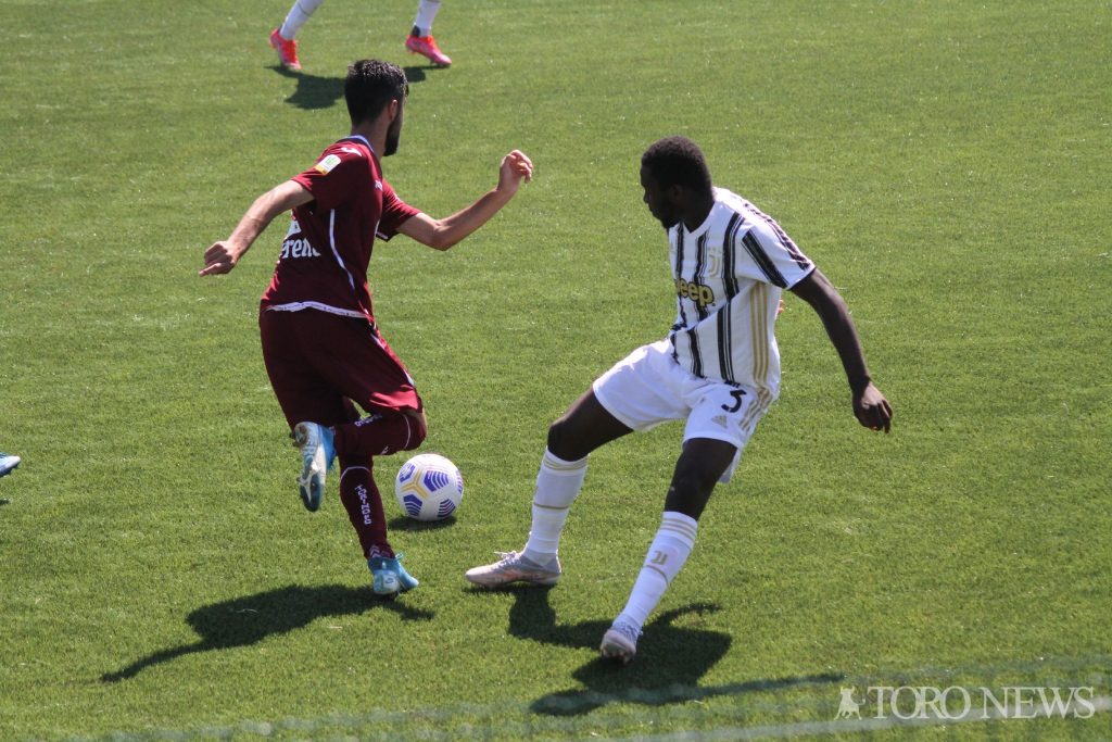 Todisco contro Ntenda Torino-Juventus Primavera