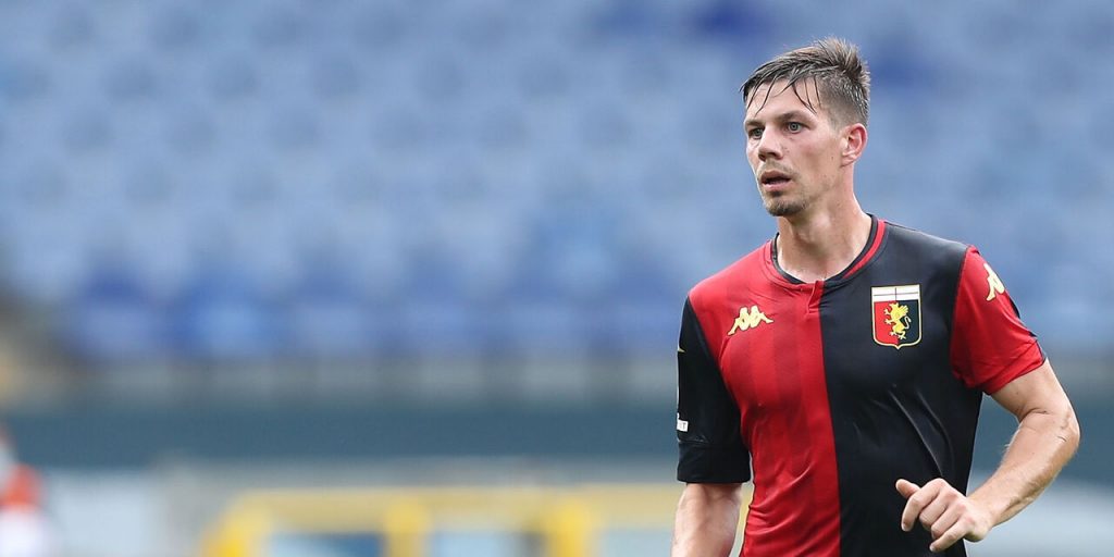 Genoa CFC v FC Crotone - Serie A