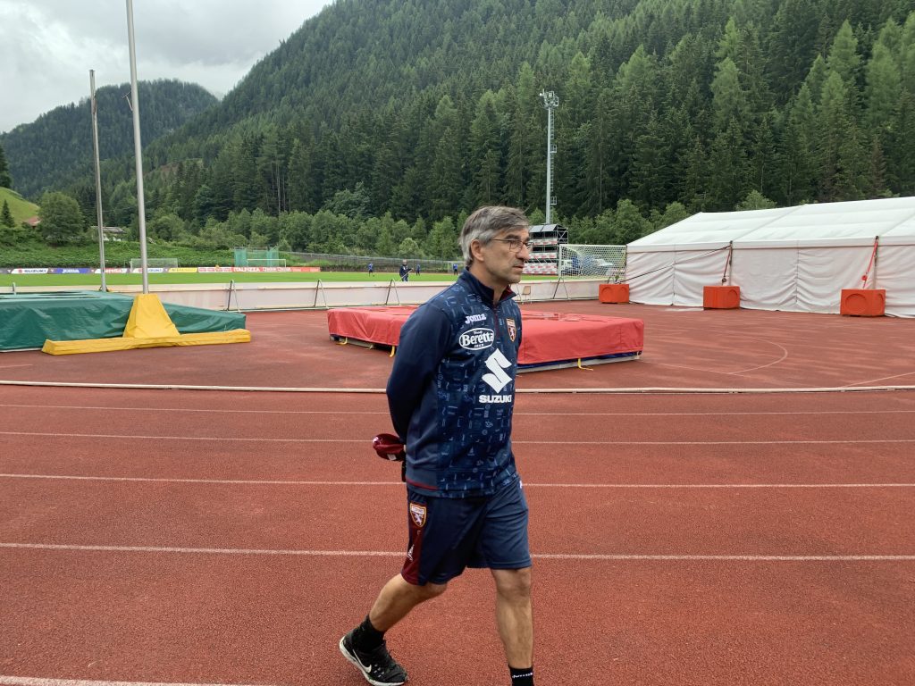 B284DE1F-0E5E-4248-B2DA-DB006D8C8358