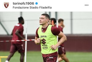 E6169364-386F-481C-B525-87E8C5BC7D6A