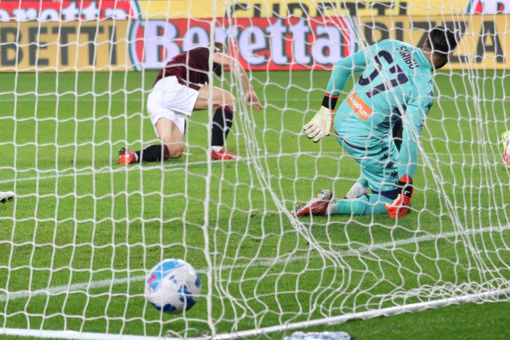 Torino-Genoa Pobega Sirigu