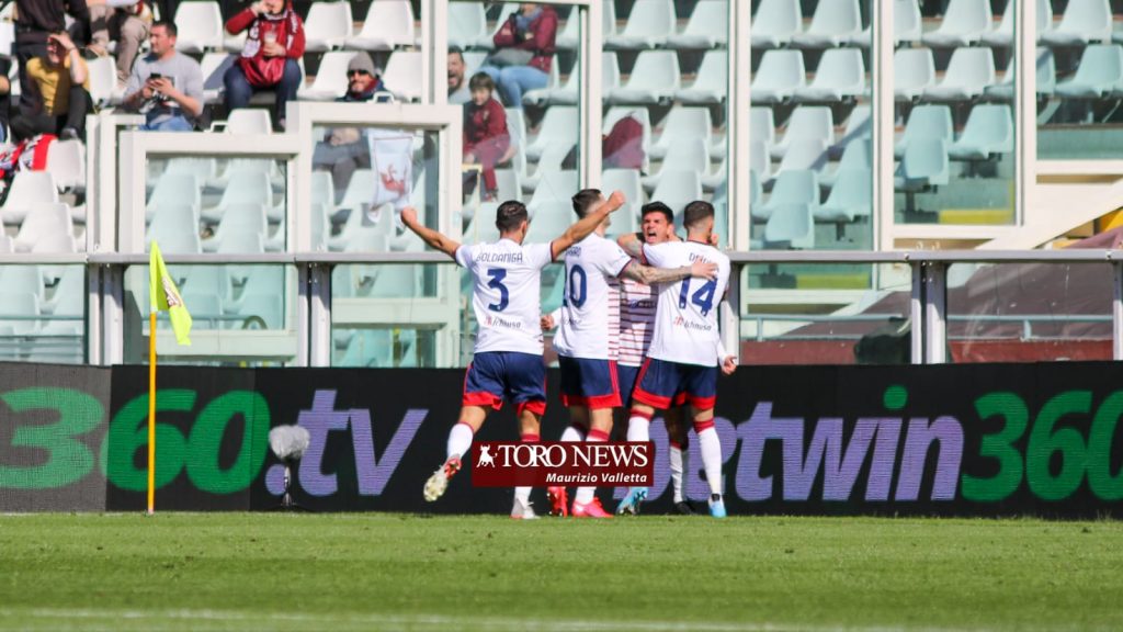Torino Cagliari esultanza Bellanova