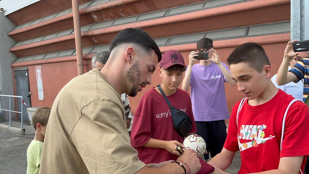 2c26fa2a-75d2-4cf2-a782-7613fabdecdf