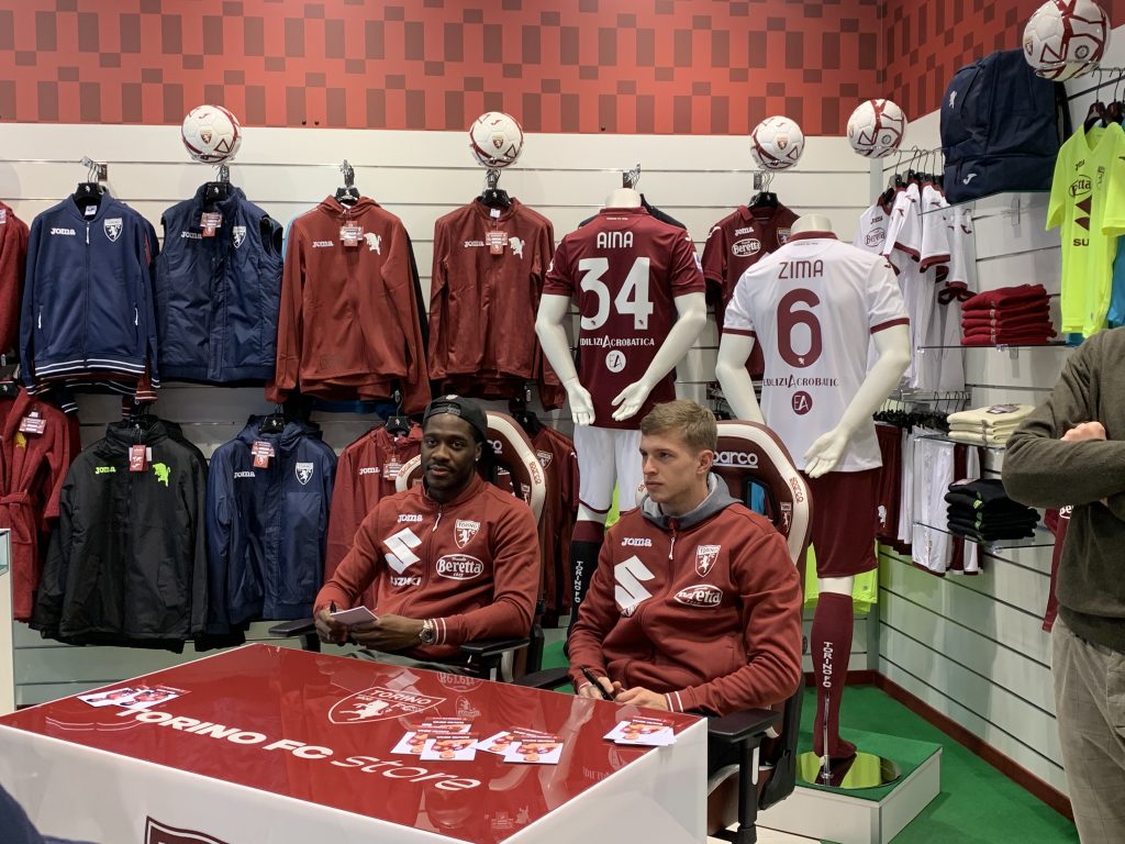 FD9CE76B-F94F-4637-A890-C651F708EF9F