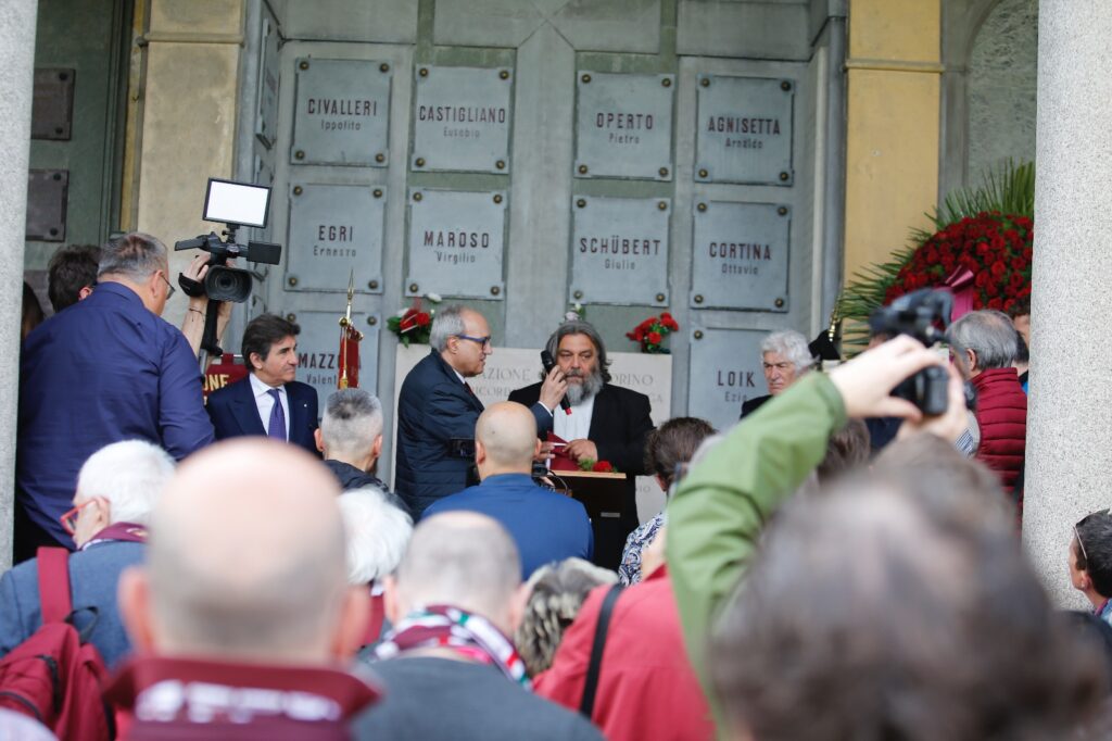 4 maggio, Cimitero Monumentale
