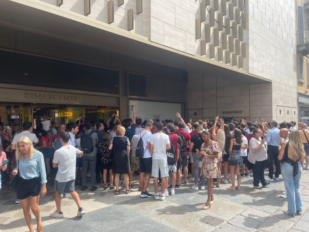tifosi alla rinascente