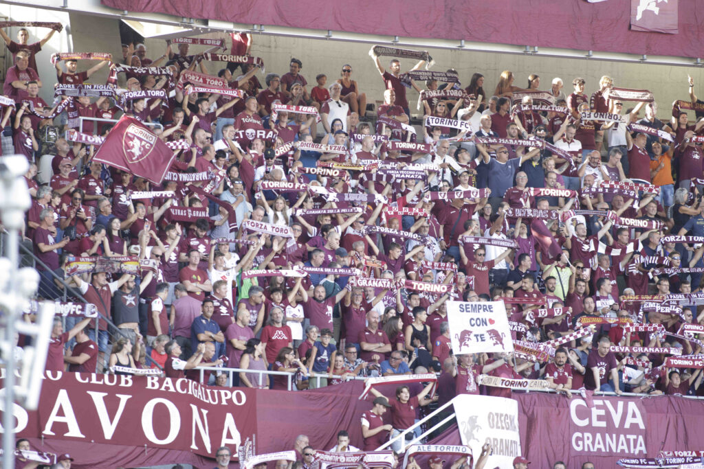 curva maratona tifosi