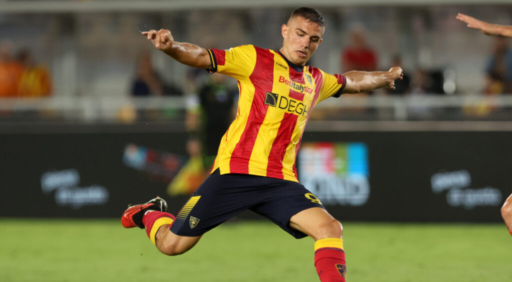 US Lecce v Genoa CFC - Serie A TIM