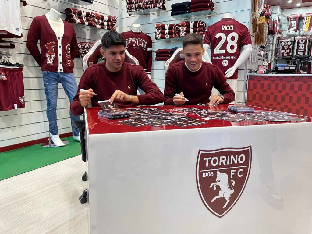 ricci e bellanova con i tifosi