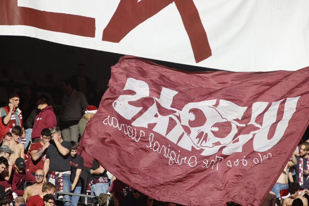 Bandiera tifosi Torino-Udinese