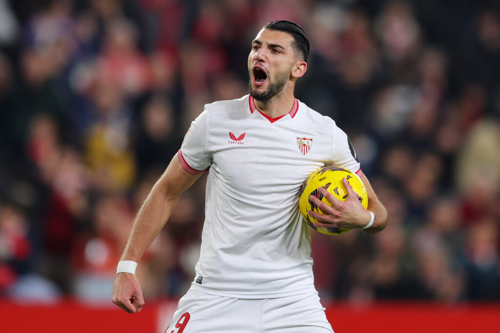 Sevilla FC v Deportivo Alaves - LaLiga EA Sports