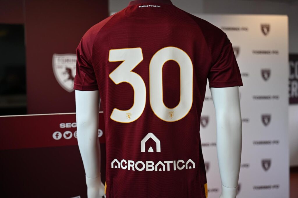 WhatsApp Image 2024-02-15 at 16.11.01 (1)