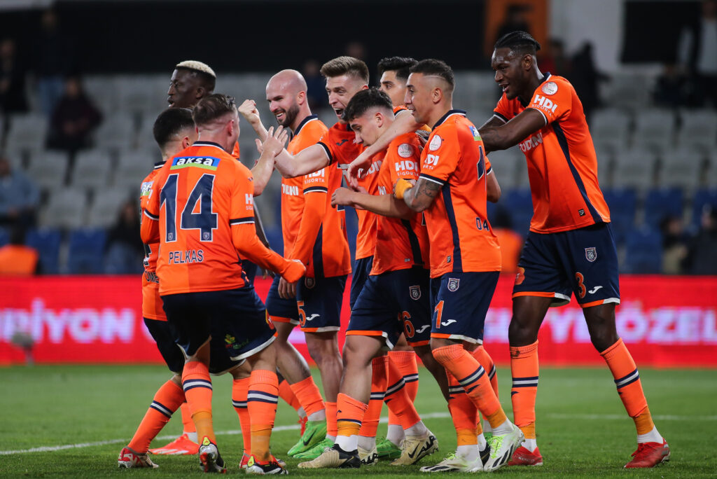 Basaksehir v Besiktas - Turkish Super League