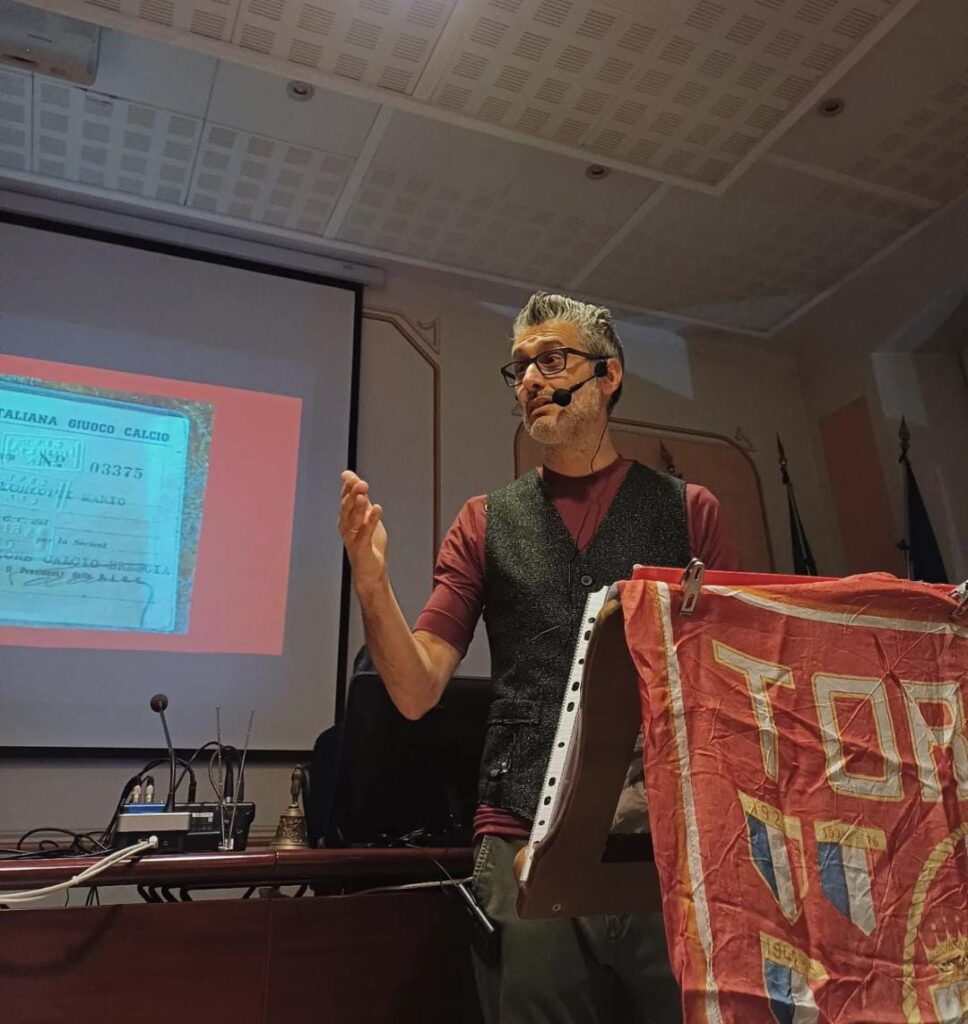 Fabio Selini recita un monologo dedicato a Mario Rigamonti a Capriolo - 4 maggio 2024