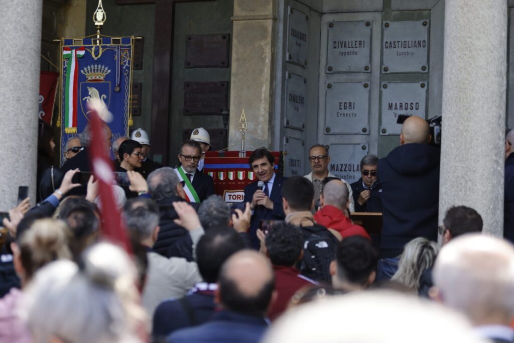 b50f0ba2-b318-4d81-afa5-04b89e9c3e08