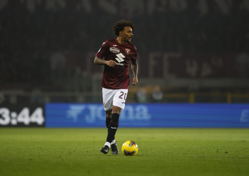 Torino-Milan, Lazaro