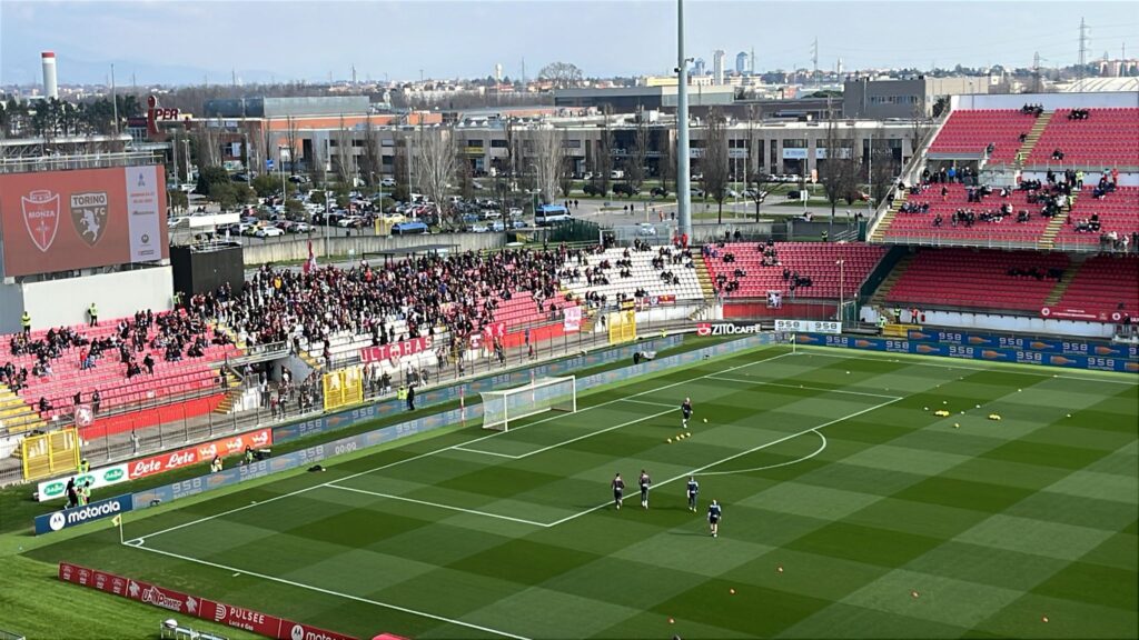 Inizio settore ospiti Monza