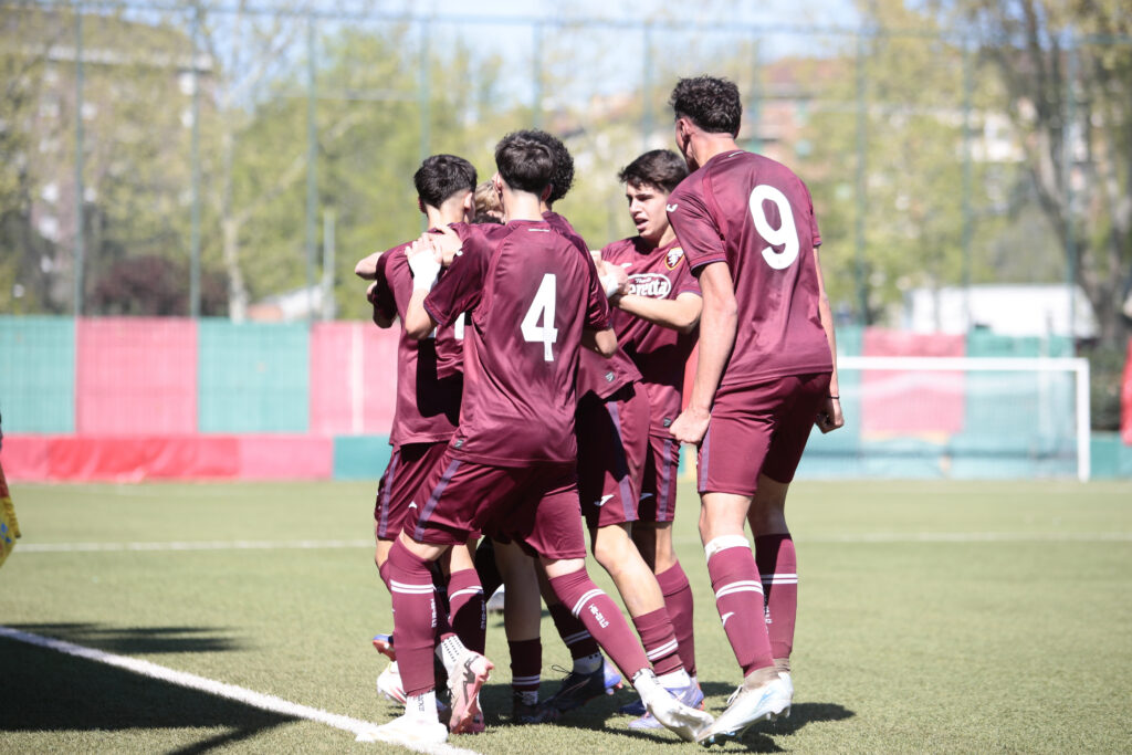 Under 16, Torino-Juventus esultanza