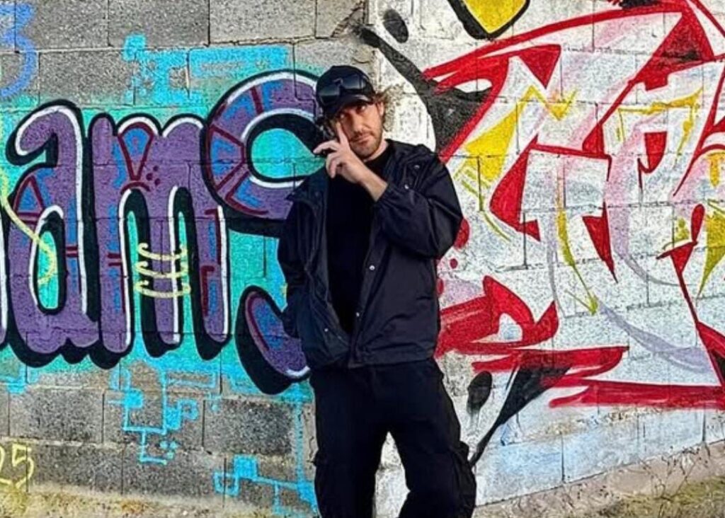 327e15d5-b32a-40bf-a8c5-1894201b6610