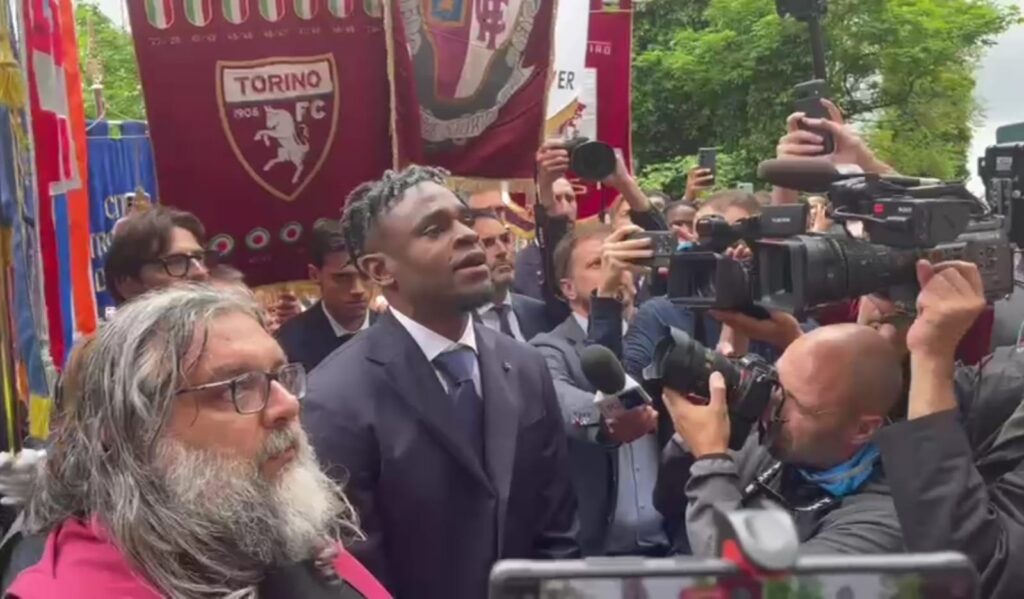 PHOTO-2025-05-04-18-40-41