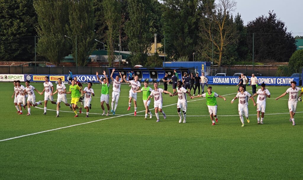 Under 17, Inter-Torino 2-2 - festeggiamenti a fine partita