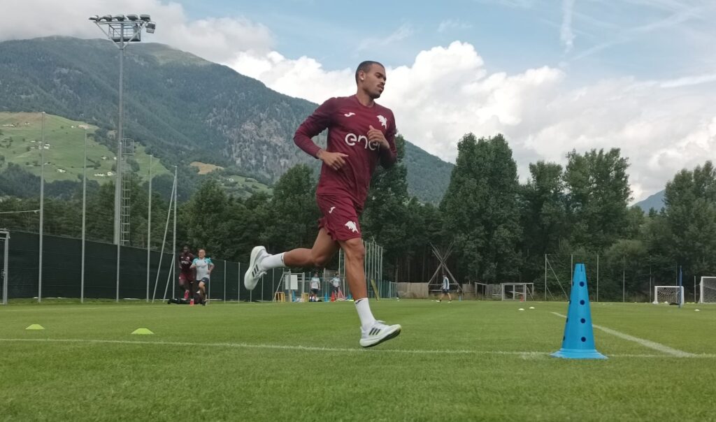 ngonge - allenamento ritiro prato allo stelvio