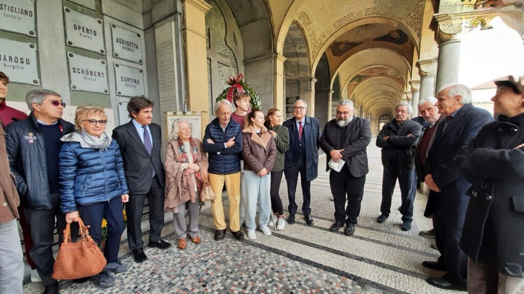 PHOTO-2025-10-31-16-17-59