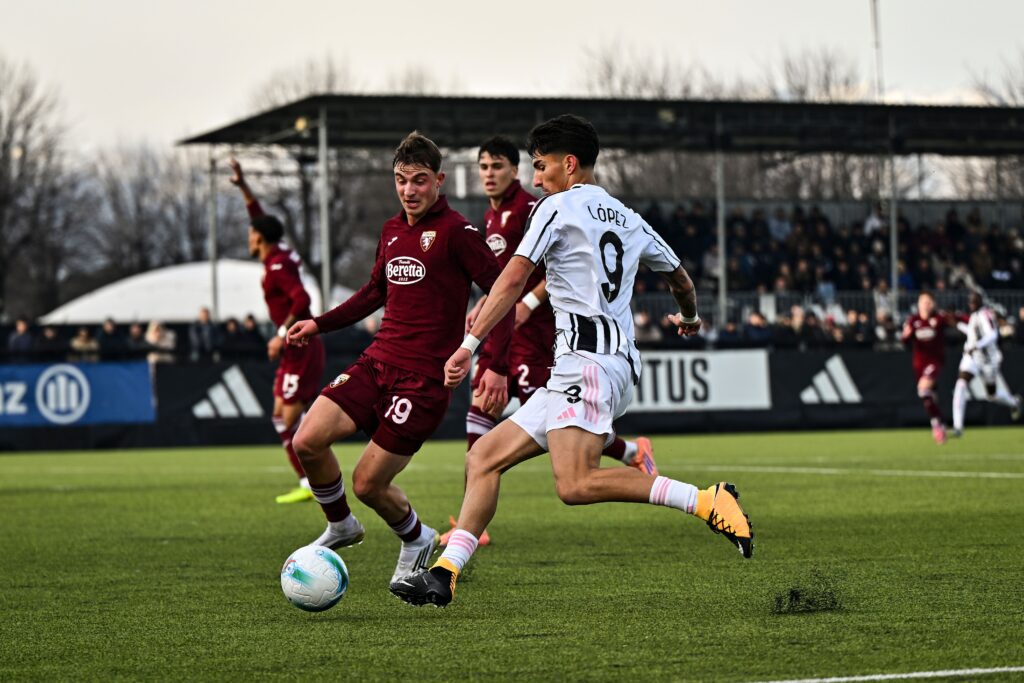 Juventus U20 v Torino U20 - Primavera 1