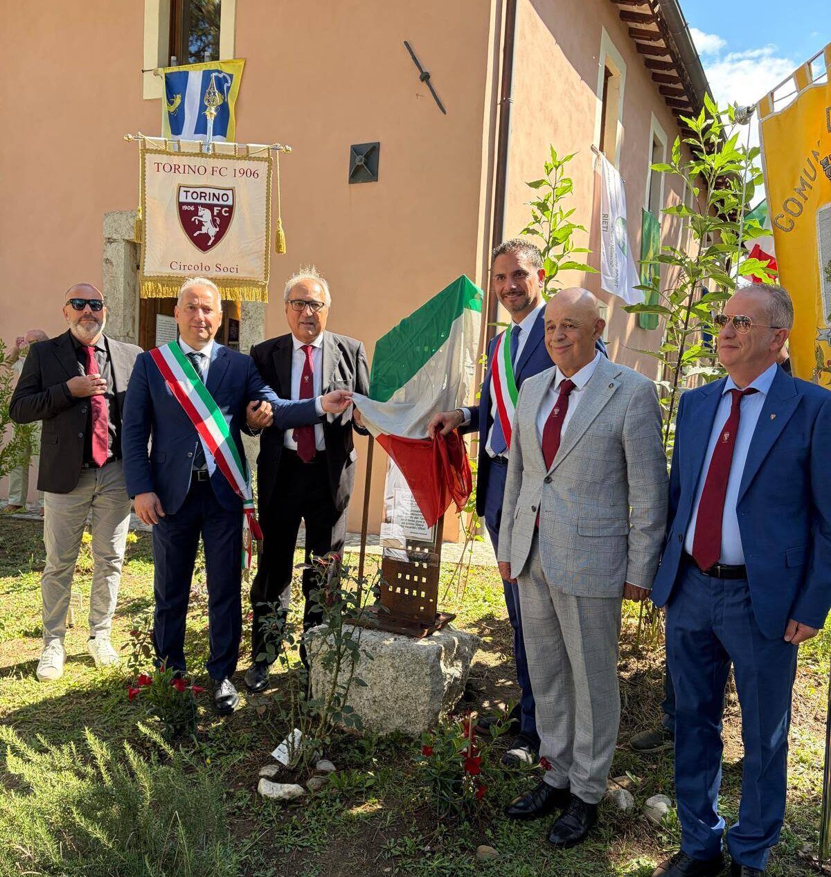 Inaugurato il totem di Gigi Meroni nella Sala Consigliare del Comune di Rieti