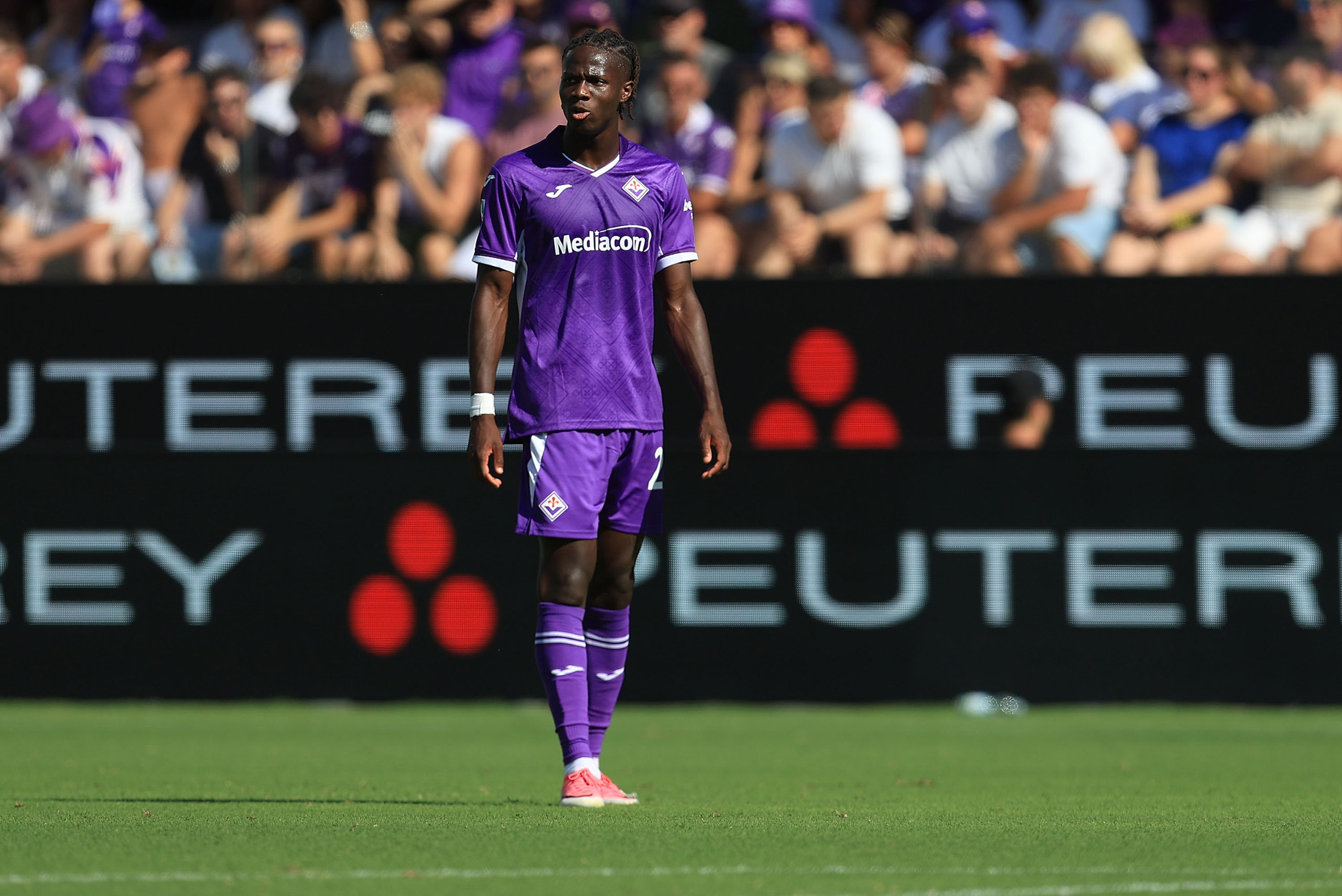 https://static.toronews.net/2026/09/GettyImages-2293102323_risultato-7628dabd8280.jpg Giovanni Galli pazzo di Njie: “Barcola non è tanto più forte di lui”