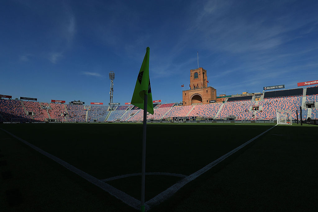 Bologna-Torino, le ultime dai campi: riscaldamento dei portieri in corso