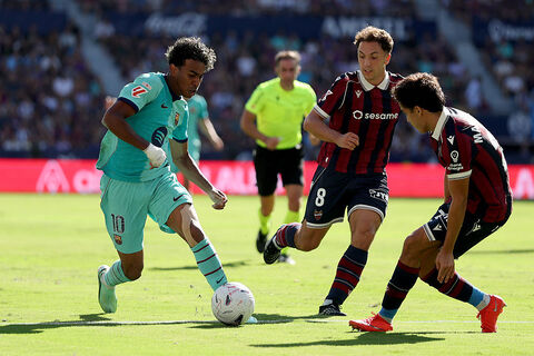 Levante UD v FC Barcelona - LaLiga EA Sports 2026/27